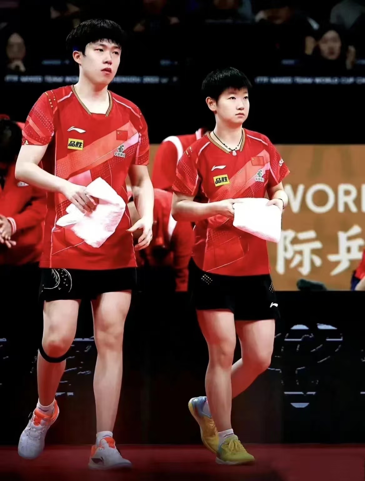 小组赛收官,澳大利亚队成功晋级 小组赛收官,澳大利亚队成功晋级