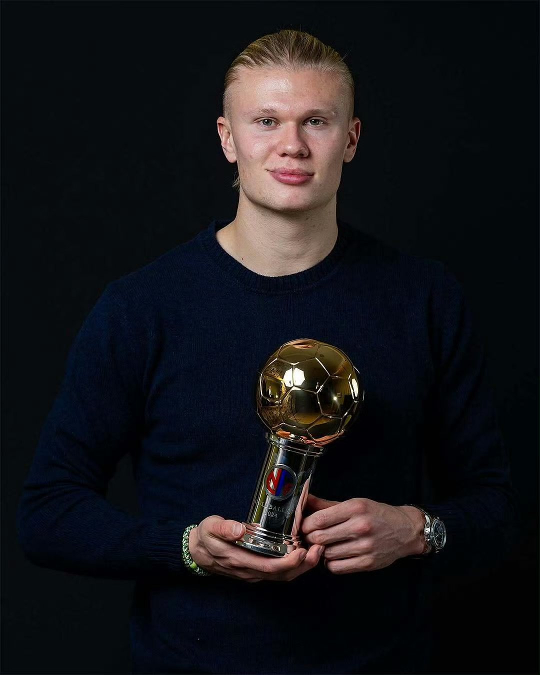 哈兰德回归赛场,关键助攻首场状态亮眼,IG观众沸腾!的简单介绍 哈兰德回归赛场,关键助攻首场状态亮眼,IG观众沸腾!的简单介绍